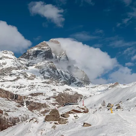 Hellochalet - The One - Bootdryer, Theatre With Subwoofer, Netflix, Hydromassage Turkish Bath Daire Breuil-Cervinia