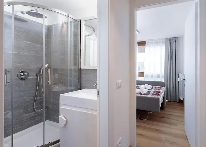 Hellochalet - The One - Bootdryer, Theatre With Subwoofer, Netflix, Hydromassage Turkish Bath * Брей-Червінія